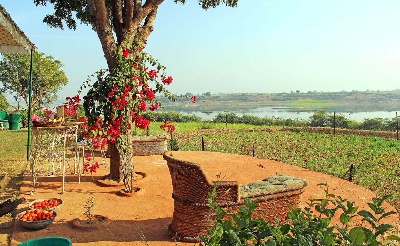 Bhadrawati - A Riverside Safari Lodge Ranthambore Eksteriør billede