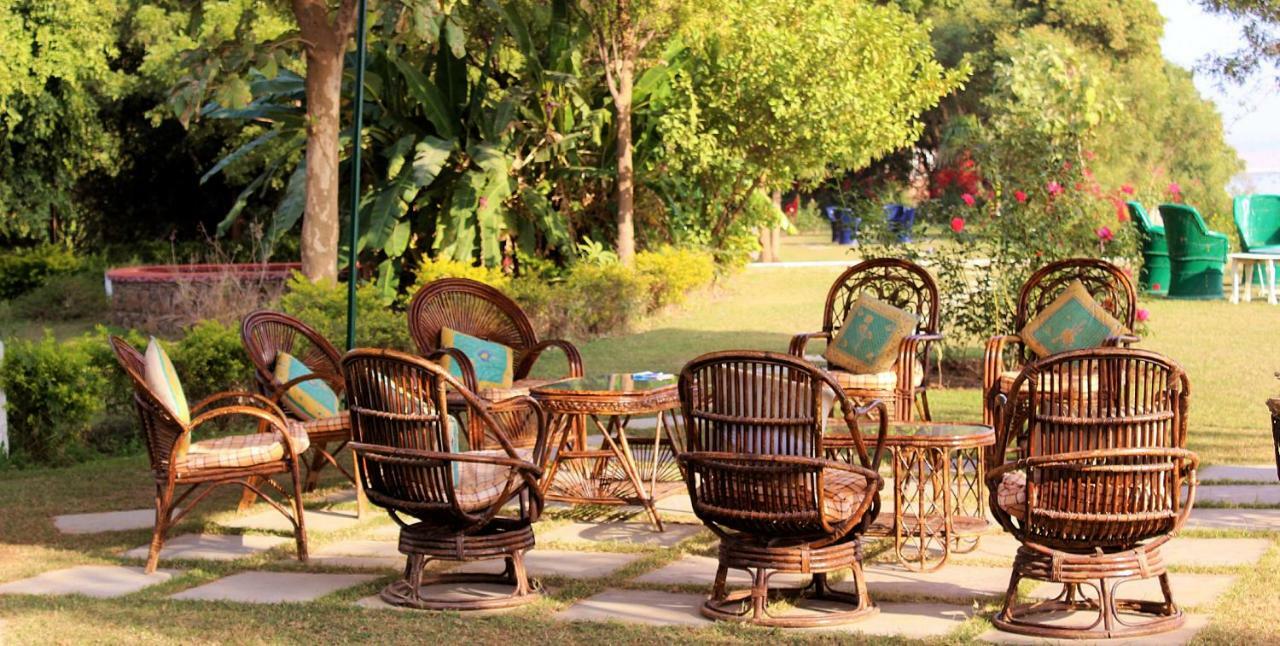 Bhadrawati - A Riverside Safari Lodge Ranthambore Eksteriør billede